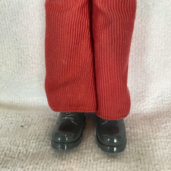 Shaggy from Scooby Doo Barbie - Picture 5 of 10